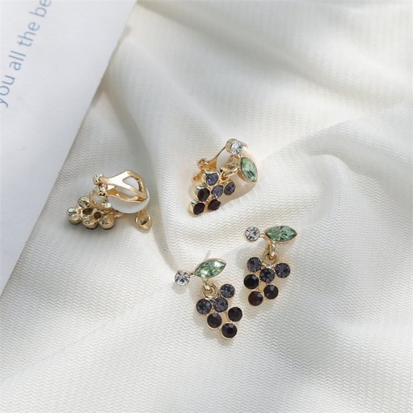 ♠️ NEW Daily Gold Crystal Earrings - Little Grapes - Picture 4 of 6